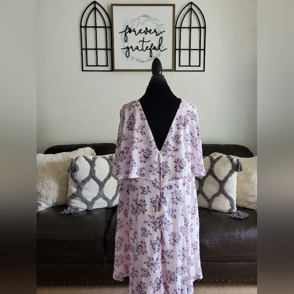 Torrid Blush Floral Chiffon Skater Dress Women's Size 22 Classic Boho Chic Retro - Picture 6 of 12